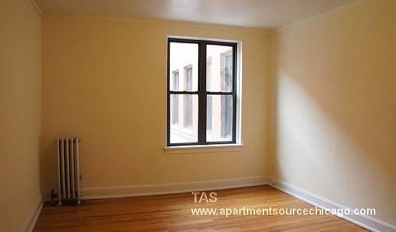 5th image of 2704 N Sawyer Ave APT 206