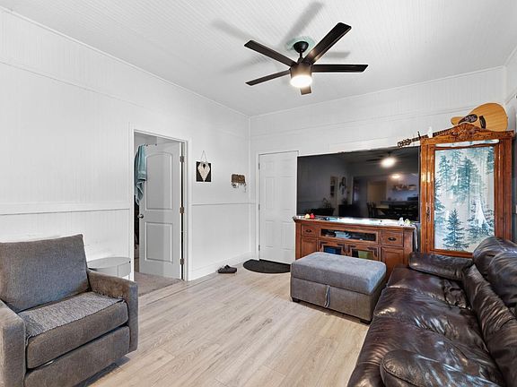 5th image of 719 C St