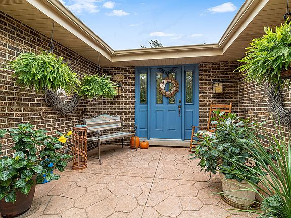 2nd image of 7733 Sequoia Ct