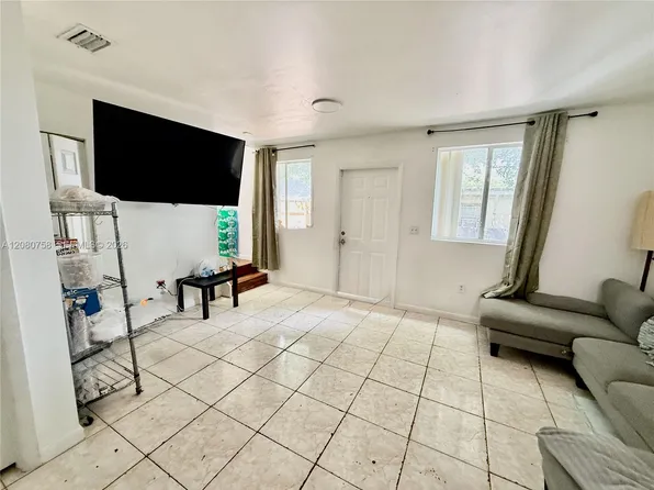 759 NW 70th St #2, Miami, FL 33150