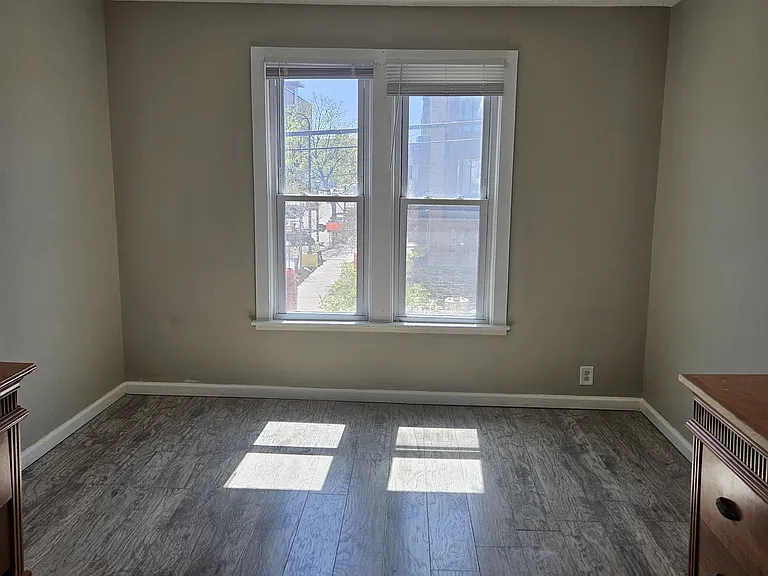 1200 W 28th St — Photo 6