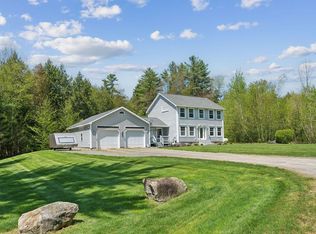 10 Carlson Dr, Manchester, ME 04351