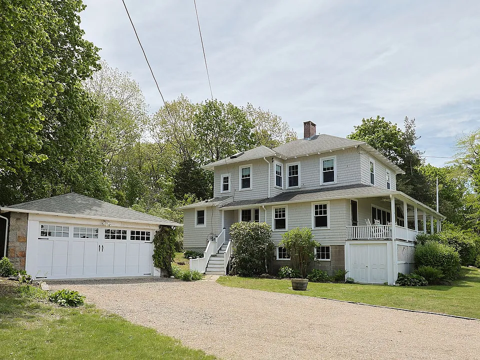 64 Riverview Rd