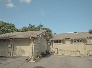 527 Rock Bluff Dr, Lakeway, TX 78734