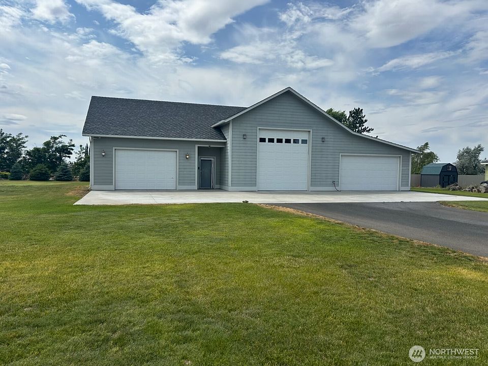 1st image of 1184 E.9 Road NE