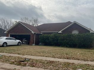 324 Loma Alta Dr, Mesquite, TX 75150