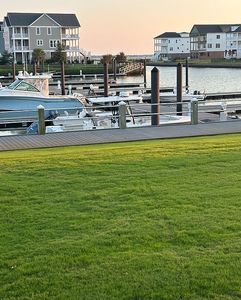 772 Cannonsgate Dr, Newport, NC, 28570