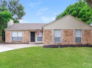 4628 Moss Rose Dr, Fort Worth, TX 76137
