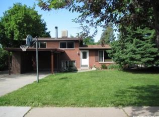 209 N Hawthorne Dr, Layton, UT 84041