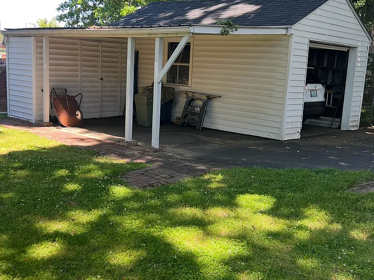 120 Ridgeway Ave — Photo 3