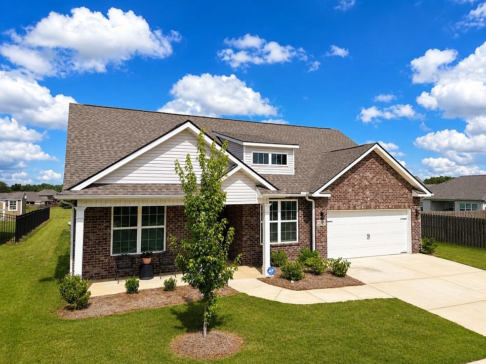 1st image of 2105 Brandon Dr NE