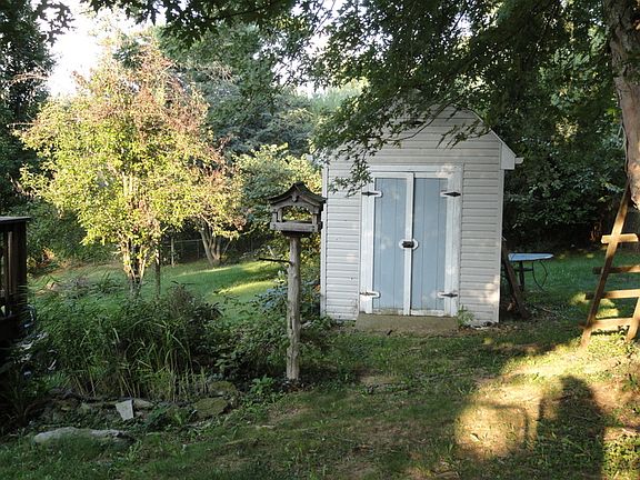 2nd image of 3903 Pirkey Ln