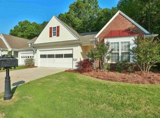 2140 Cherry Tree Ln, Peachtree City, GA 30269