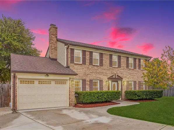 901 Emory Ct, Virginia Beach, VA 23464