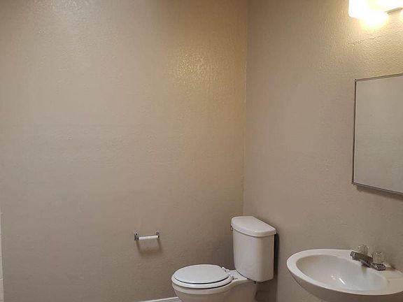 4th image of 4510 Arlen Ave #218