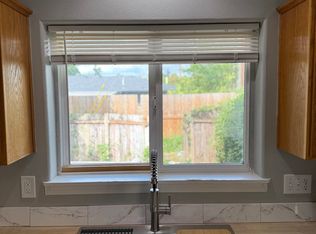 5623 SE 84th Ave APT 3, Portland, OR 97266