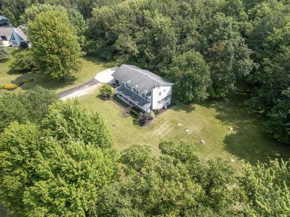 6224 North St Andrews Drive, Janesville, WI 53545