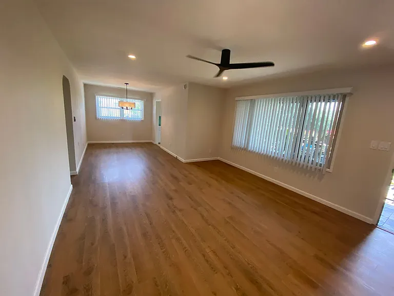 2414-16 Monroe Ave #2416 — Photo 5