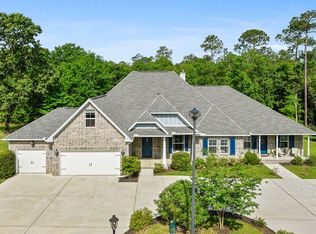 7437 N Aberdeen Dr, Pass Christian, MS 39571