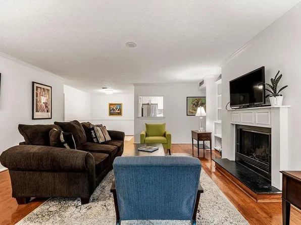 608 Summit North Dr NE, Atlanta, GA 30324