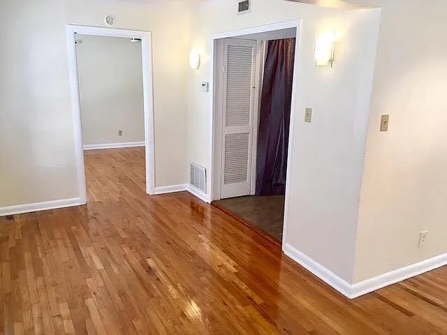 1 bed, 700 sqft, $1,050 — Photo 3