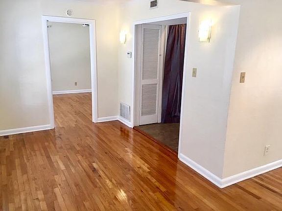 3rd image of 3733 Washburn Ave