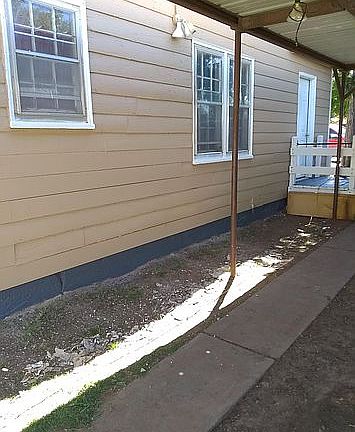 5th image of 1441 Wallace St