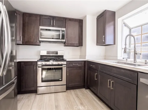 7658 Topanga Canyon Blvd Unit 101, Canoga Park, CA 91304