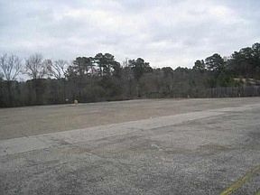 4th image of 2101 E Marshall Ave