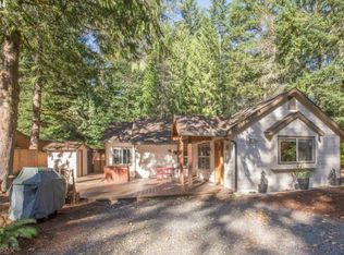23655 E Chambreau Rd, Welches, OR 97067