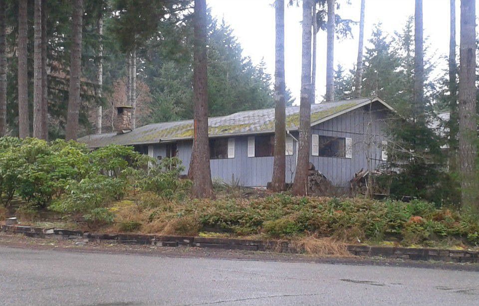 1st image of 719 Holly Ln
