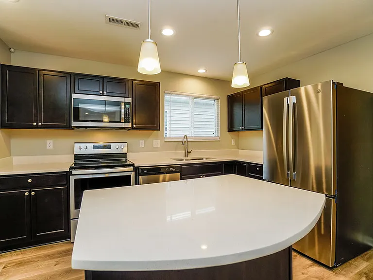 7428 Willow Leaf Dr — Photo 8