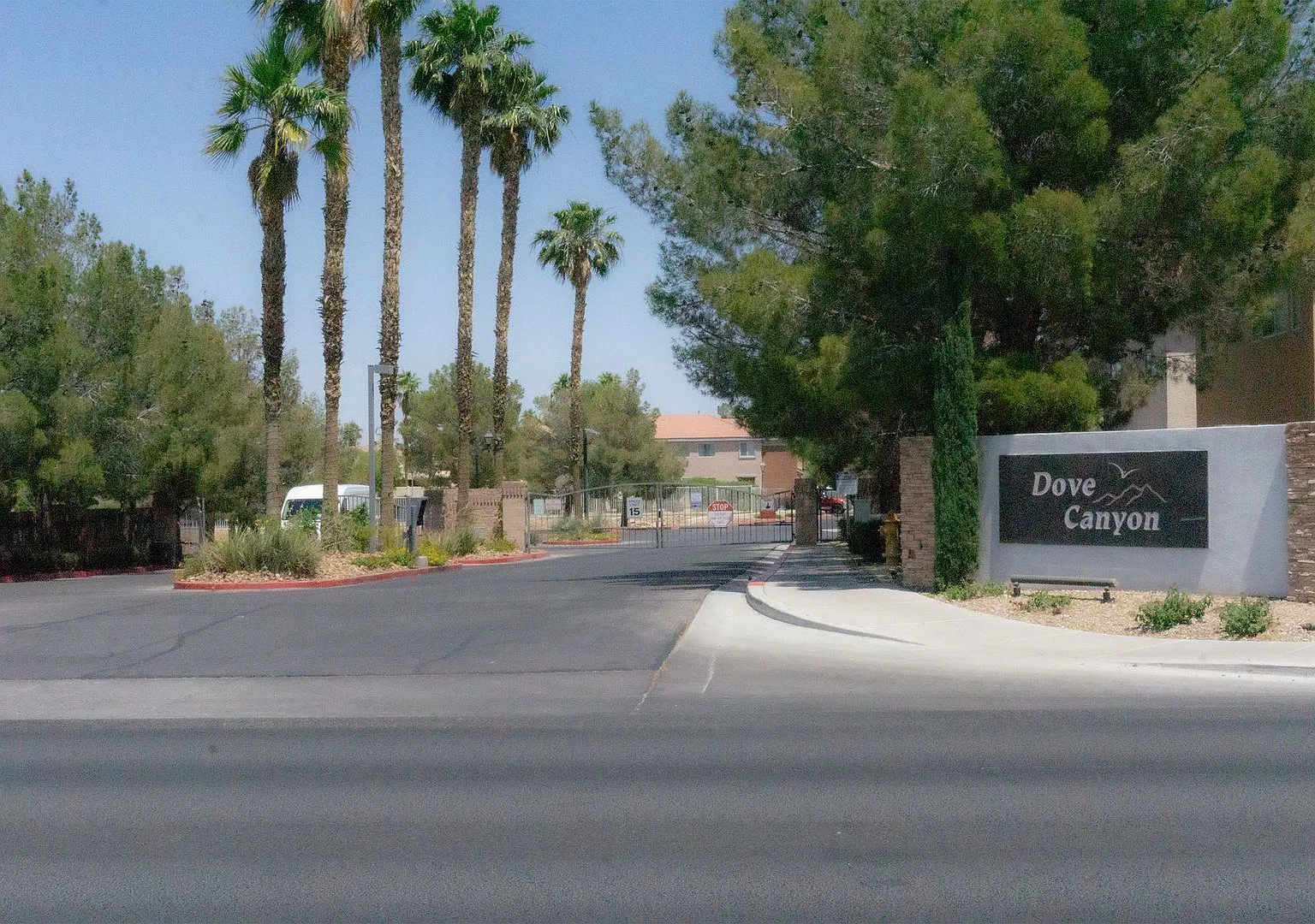 Gated Community - Freshly painted Interior & Exterior — Photo 1