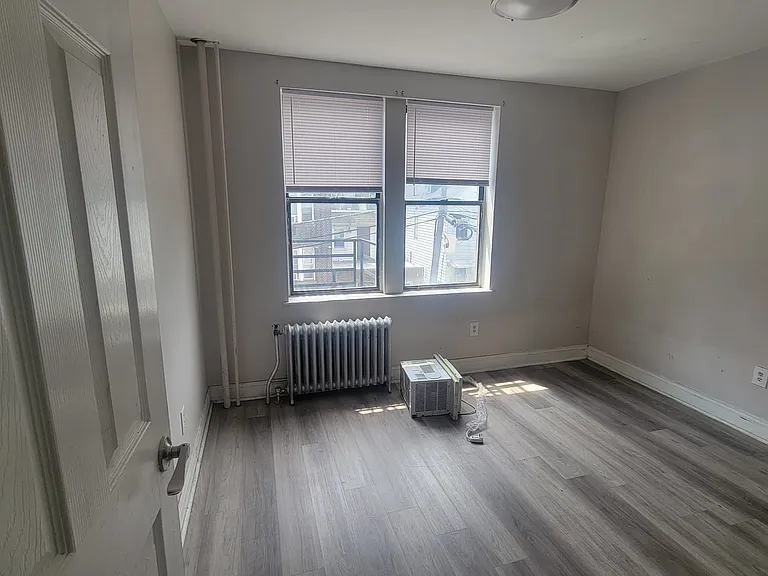 110 61st Street — Photo 39