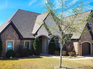 7041 Westshore Ave, Benton, AR 72019