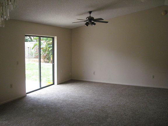 3rd image of 1276 Little Oak Cir