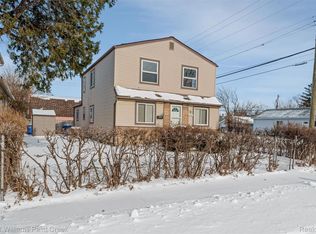 8523 Republic Ave, Warren, MI 48089