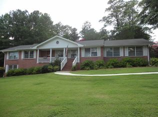 1609 Pucketts Dr, Lilburn, GA 30047