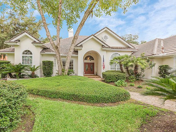 2nd image of 117 Twelve Oaks Ln