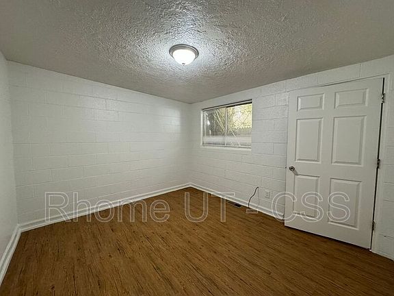 5th image of 2725 S Edison St APT 2