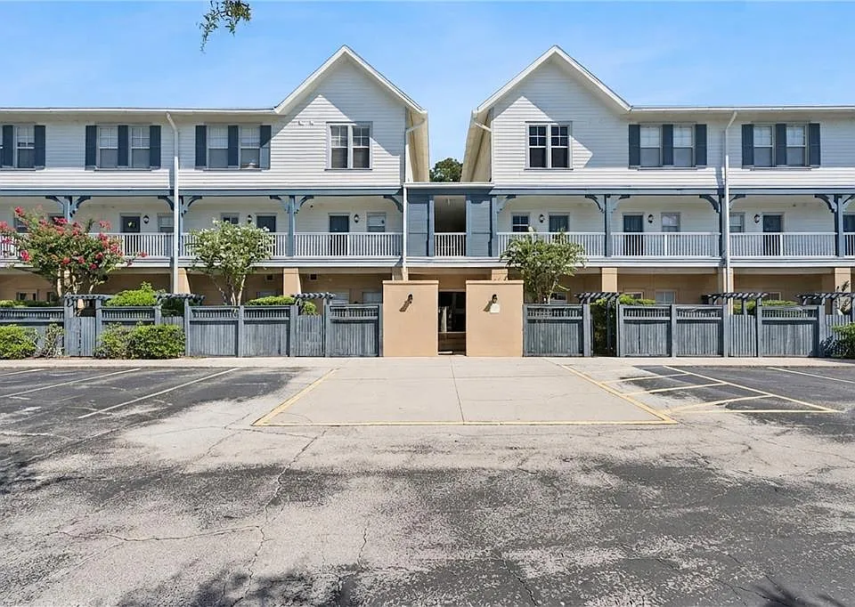 720 Celebration Ave #235