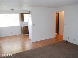 913 S 48th Ave APT 1, Yakima, WA 98908