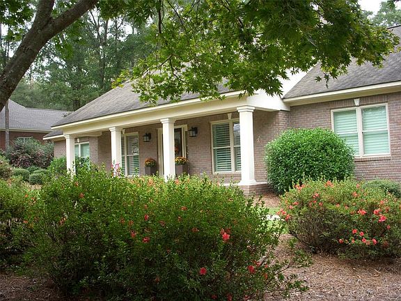 4th image of 2712 Woodcliff Dr