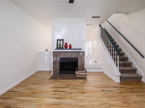 5th image of 1411 Gracy Farms Ln APT 127