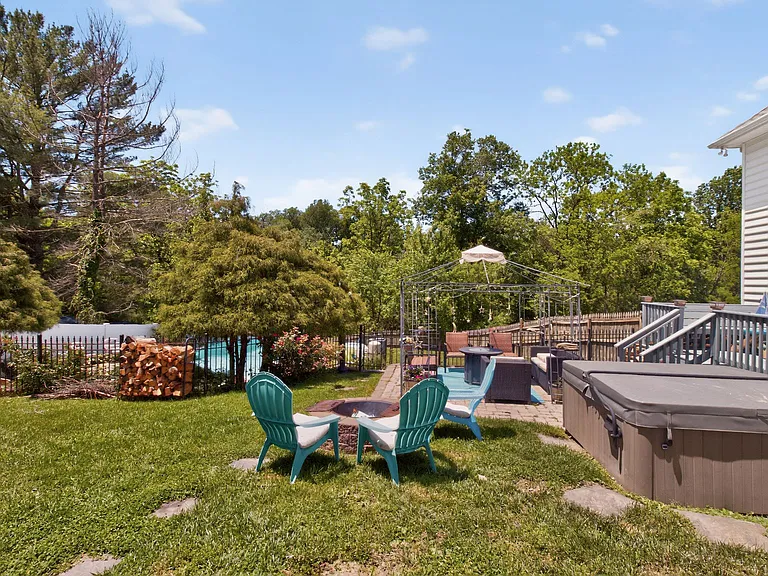 10105 Nicolson Rd — Photo 28