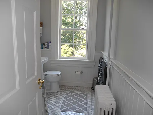 Rented by Gateway Arms Realty Corp | media 38