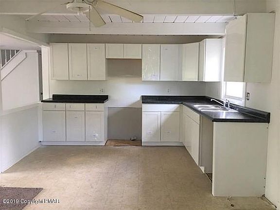 2nd image of 3091 Briarwood Dr