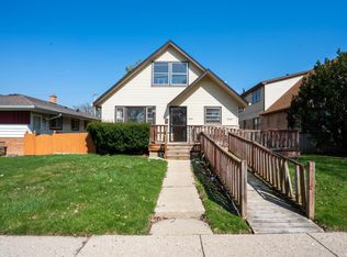 5650 N 97th St #A, Milwaukee, WI 53225