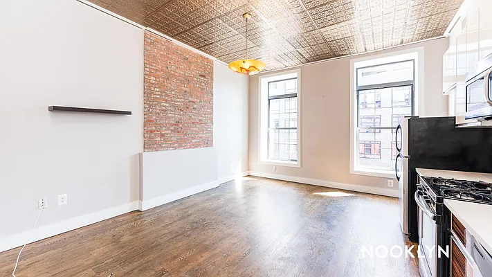 Rented by Nooklyn NYC LLC | media 14