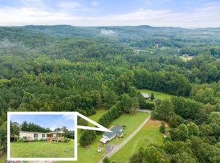 38 Lotus Dr, Toccoa, GA 30577